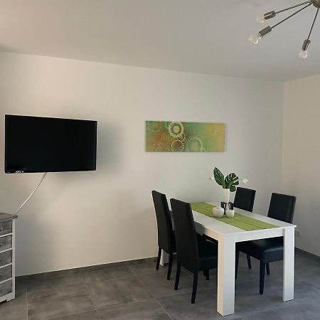 Winzer Lounge Ferienwohnung Дернау Екстер'єр фото